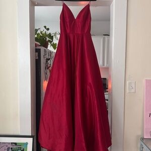 Size 6 Sherri Hill red gown/ prom dress